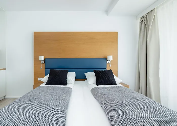 Seaside Ii - By Jantar *